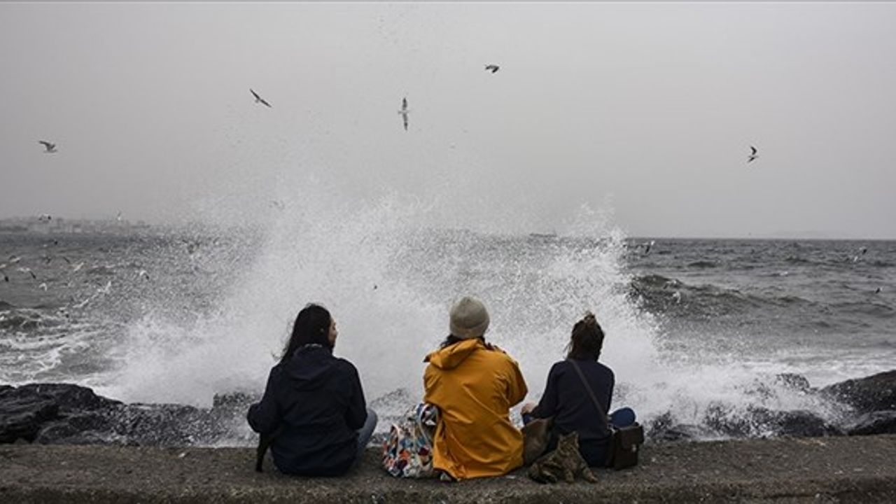 icisleri bakanligi ndan 13 il icin firtina uyarisi
