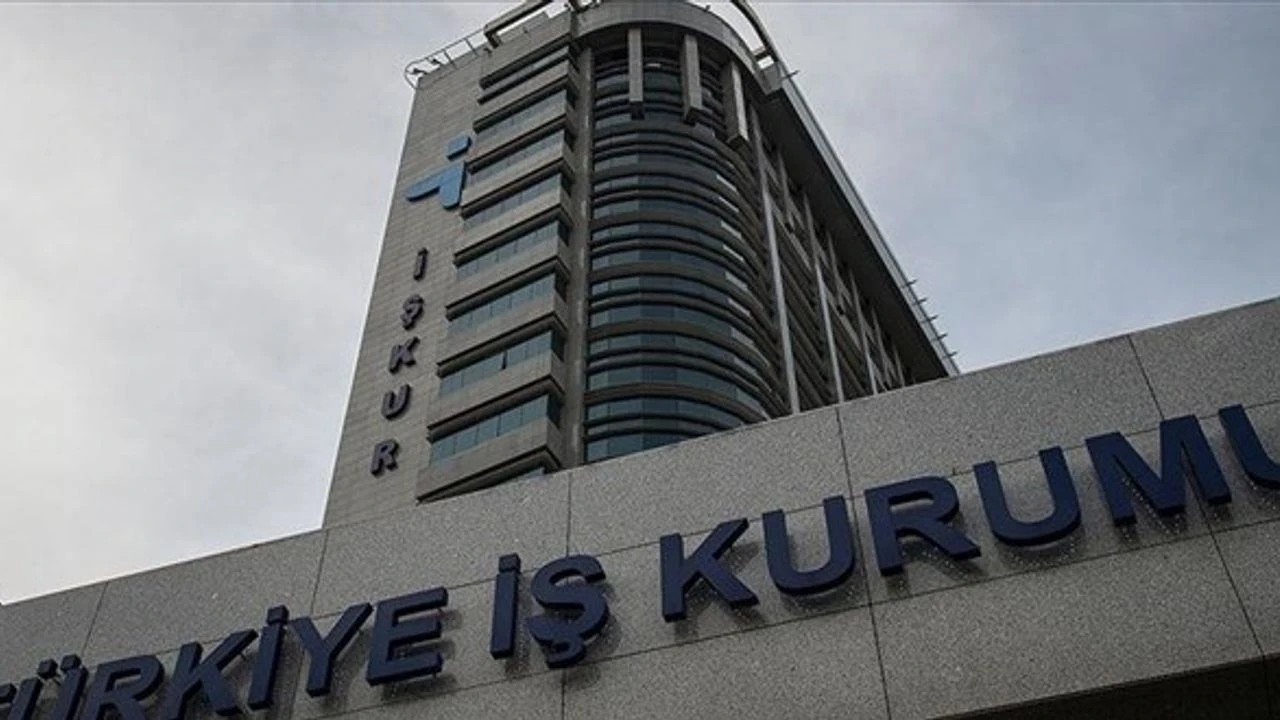 yonetmelik degisti muhendis ve mimarlar iskur da uzman olabilecek